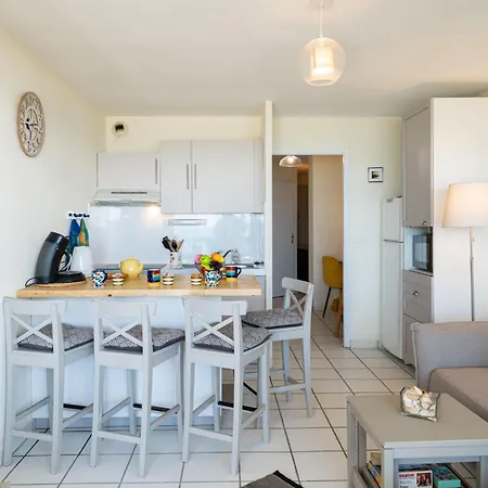 Les Hauts De La Corniche By Interhome *
