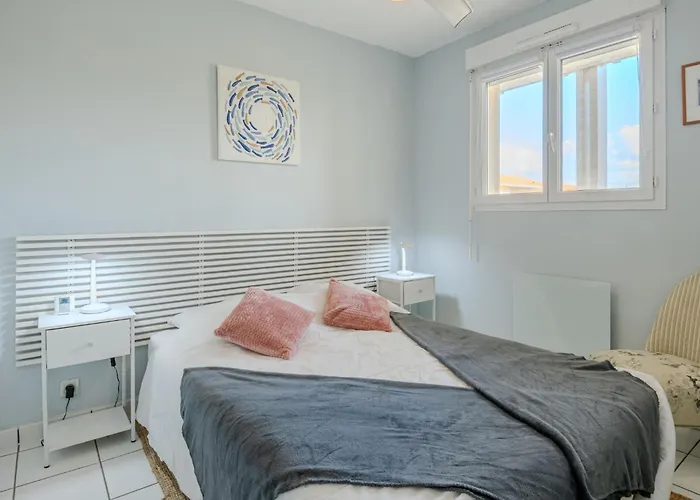 Les Hauts De La Corniche By Interhome Appartement