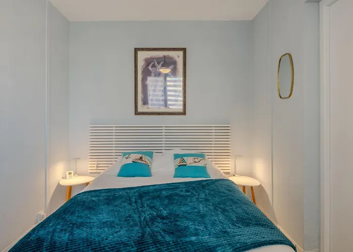 Les Hauts De La Corniche By Interhome Appartement