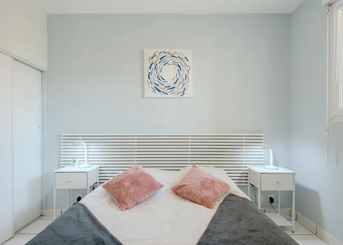 Les Hauts De La Corniche By Interhome *